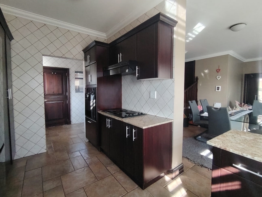 3 Bedroom Property for Sale in Pentagon Park Free State